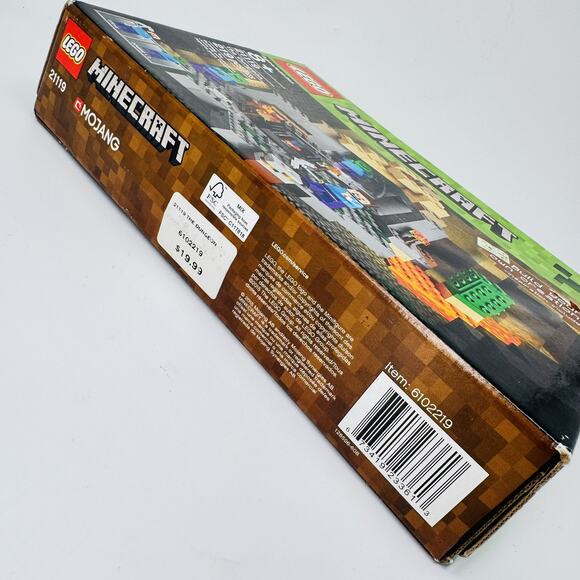 Retired 2015 NEW SEALED Minecraft Lego 21119 The Dungeon Set Steve Zombie NIB - Picture 4 of 7